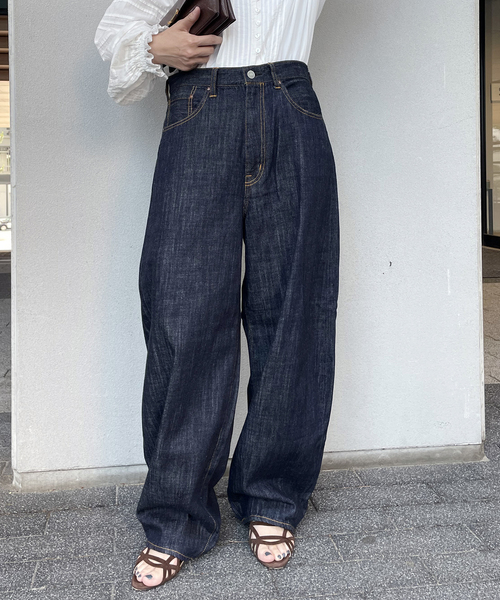 journal standard L'essage(ジャーナルスタンダードレサージュ)の「12.5oz バルーンデニムパンツ(デニムパンツ・レディース・ブルー/ネイビー・38/36)」の5枚目の写真