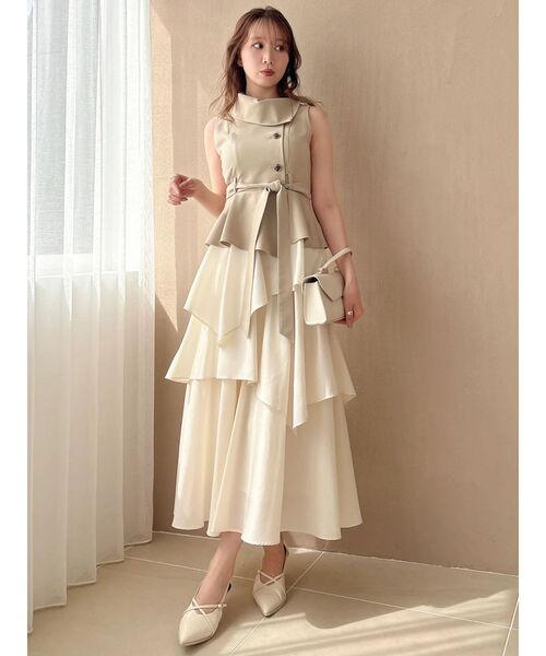 dazzlin(ダズリン)の「イレヘムティアードトレンチワンピース(ワンピース・レディース・ブラック/ベージュ・MEDIUM/SMALL)」の9枚目の写真