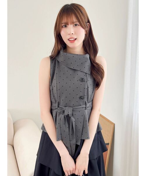 dazzlin(ダズリン)の「イレヘムティアードトレンチワンピース(ワンピース・レディース・ブラック/ベージュ・MEDIUM/SMALL)」の15枚目の写真