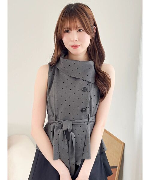 dazzlin(ダズリン)の「イレヘムティアードトレンチワンピース(ワンピース・レディース・ブラック/ベージュ・MEDIUM/SMALL)」の16枚目の写真