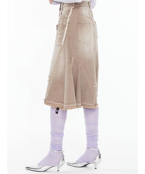 SORIN(ソリン )の「Asymmetric Denim Skirt / アシメトリックデニムスカート(スカート・レディース・インディゴブルー/ブラウン・36/38)」の13枚目の写真