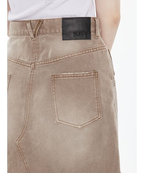 SORIN(ソリン )の「Asymmetric Denim Skirt / アシメトリックデニムスカート(スカート・レディース・インディゴブルー/ブラウン・36/38)」の22枚目の写真