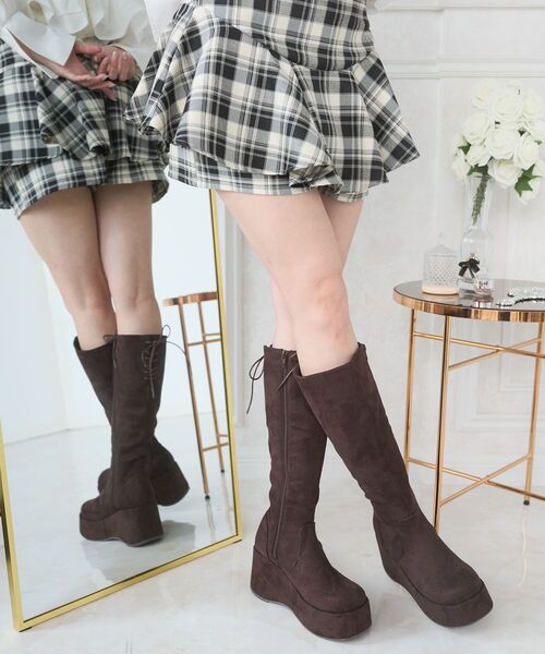MAJESTIC LEGON(マジェスティックレゴン)の「バックリボン厚底ロングブーツ(ブーツ・レディース・ブラウン系その他2/ブラック系その他/アイボリー・X-LARGE/MEDIUM/SMALL/LARGE)」の3枚目の写真