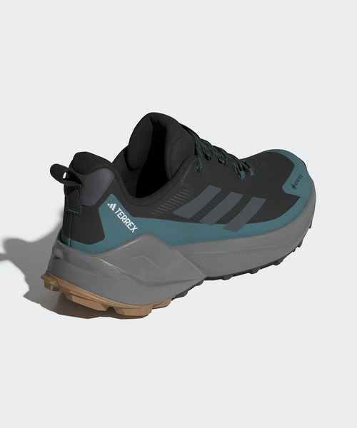 adidas(アディダス)の「テレックス トレイルメーカー 2 GORE-TEX ハイキング / Terrex Trailmaker 2 GORE-TEX Hiking / アディダス adidas(スニーカー・メンズ・ブラック×グレー・24.5cm/25.0cm/25.5cm/26.0cm/26.5cm/27.0cm/27.5cm/28.0cm/29.0cm)」の3枚目の写真