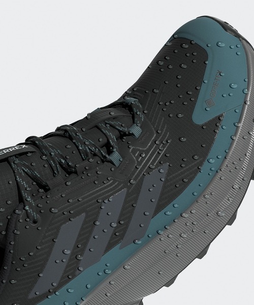 adidas(アディダス)の「テレックス トレイルメーカー 2 GORE-TEX ハイキング / Terrex Trailmaker 2 GORE-TEX Hiking / アディダス adidas(スニーカー・メンズ・ブラック×グレー・24.5cm/25.0cm/25.5cm/26.0cm/26.5cm/27.0cm/27.5cm/28.0cm/29.0cm)」の7枚目の写真