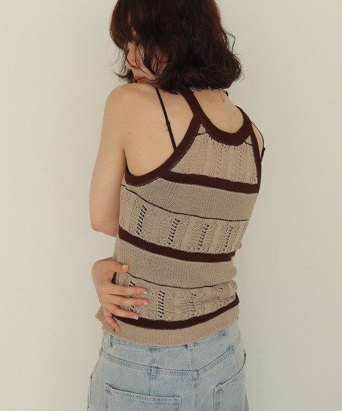 cheriella(シェリエラ)の「【cheriella】透かしボーダーアメスリニット SHEER BORDER AMERICAN SLEEVE KNIT(キャミソール・レディース・ベージュ/グレー・FREE)」の16枚目の写真