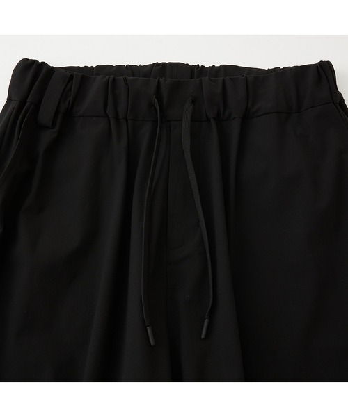 WHITE MOUNTAINEERING（ホワイトマウンテニアリング）の「【White Mountaineering / ホワイトマウンテニアリング】SOLOTEX SAROUEL PANTS（その他パンツ・メンズ・ブラック・2）」の5枚目の写真