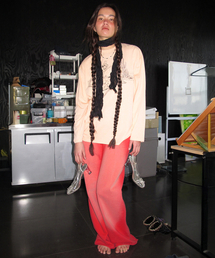 CENTAUR.KR（セントール）の「TURN-UP WASHED SWEATPANTS_RED（スウェットパンツ）」