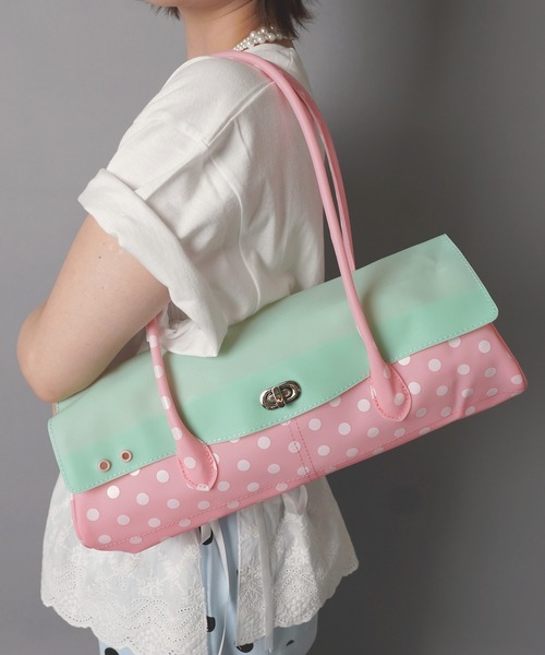 SPINNS（スピンズ）の「PVC ジェリーバッグ/JELLY BAG/ドット/ミント×ピンク（ショルダーバッグ・レディース・ピンク系その他・ONESIZE）」の2枚目の写真