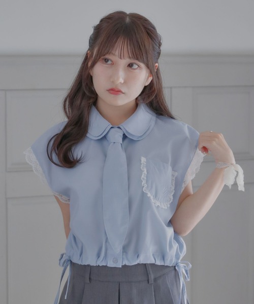 umm.clair(ウムクレール)の「No sleeve bow tie shirt(シャツ/ブラウス・レディース・ライトブルー/オフホワイト・FREE)」の1枚目の写真
