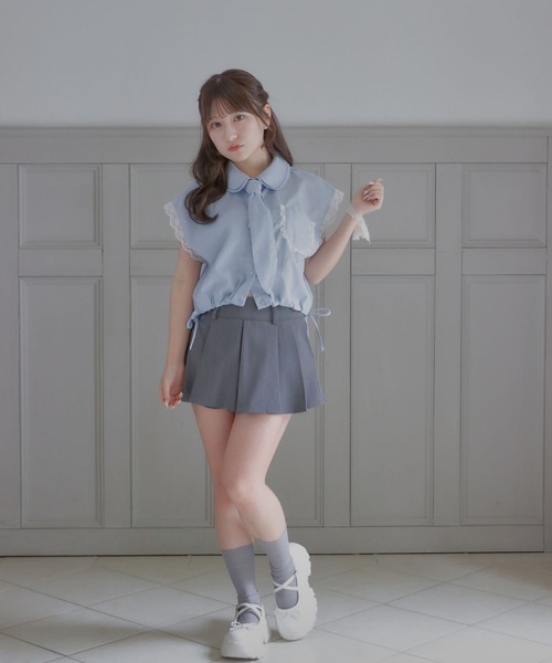 umm.clair(ウムクレール)の「No sleeve bow tie shirt(シャツ/ブラウス・レディース・ライトブルー/オフホワイト・FREE)」の5枚目の写真