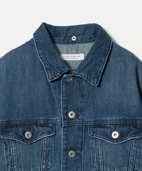 A DAY IN THE LIFE UNITED ARROWS(アデイインザライフユナイテッドアローズ)の「コットン デニムジャケット 2WAY <A DAY IN THE LIFE>(デニムジャケット・レディース・ブラック/ダークブラウン/ロイヤルブルー・FREE)」の8枚目の写真