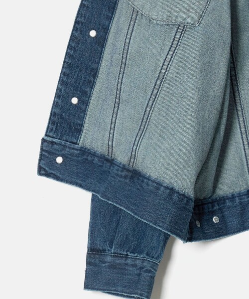 A DAY IN THE LIFE UNITED ARROWS(アデイインザライフユナイテッドアローズ)の「コットン デニムジャケット 2WAY <A DAY IN THE LIFE>(デニムジャケット・レディース・ブラック/ダークブラウン/ロイヤルブルー・FREE)」の16枚目の写真