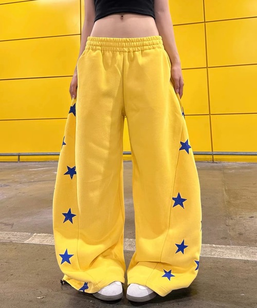 AsRiRe（アスリレイ）の「26aw スター柄切替ビッグポケットワイドスウェットパンツ（スウェットパンツ・レディース・ブラック/イエロー/グレー・M）」の8枚目の写真