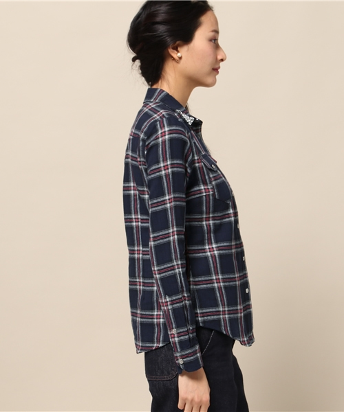 GUILD PRIME（ギルドプライム）の「【GUILD PRIME】WOMENS ビジューチェックシャツ（シャツ/ブラウス・レディース・ネイビー・36/34）」の3枚目の写真