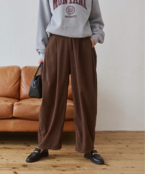 ANGIE(アンジー)の「コーデュロイ サイドタック コクーンパンツ / 秋服 / 冬服(その他パンツ・レディース・ブラウン/ブラック/アイボリー・FREE)」の8枚目の写真