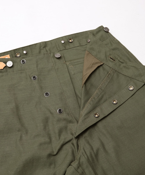 YMCLKY（ワイエムシーエルケーワイ）の「米軍タイプ ファイアーマンパンツ YMCLKY. #PP419YN（カーゴパンツ・メンズ・オリーブ・X-LARGE/LARGE/MEDIUM）」の6枚目の写真