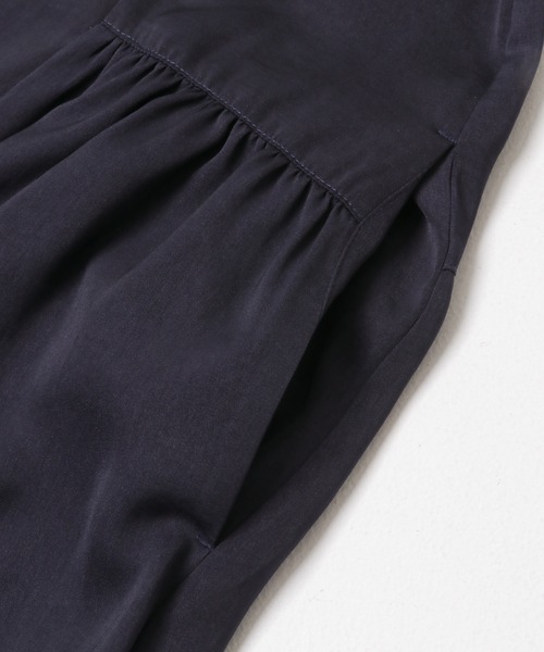 URBAN RESEARCH ROSSO WOMEN(アーバンリサーチ ロッソ)の「ヴィンテージサテンテントワンピース(ワンピース・レディース・ベージュ系その他/ネイビー/ブラウン・FREE)」の10枚目の写真