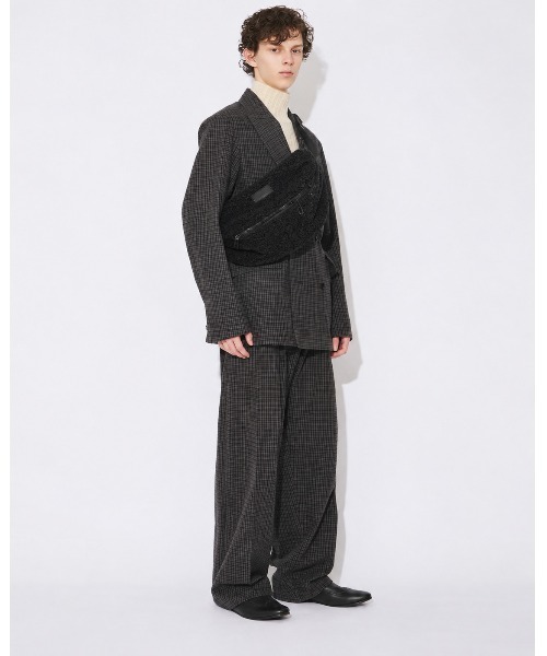 beautiful people(ビューティフルピープル)の「【beautiful people/ビューティフルピープル】《STUDIOUS別注カラー》pertex & boa shoulder bag/パーテックス&ボアショルダーバッグ(ショルダーバッグ・レディース・ブラック/アイボリー・FREE)」の12枚目の写真