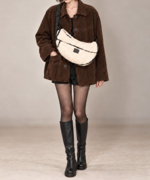 beautiful people(ビューティフルピープル)の「【beautiful people/ビューティフルピープル】《STUDIOUS別注カラー》pertex & boa shoulder bag/パーテックス&ボアショルダーバッグ(ショルダーバッグ・レディース・ブラック/アイボリー・FREE)」の6枚目の写真