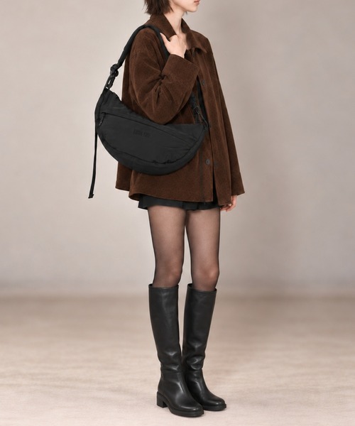 beautiful people(ビューティフルピープル)の「【beautiful people/ビューティフルピープル】《STUDIOUS別注カラー》pertex & boa shoulder bag/パーテックス&ボアショルダーバッグ(ショルダーバッグ・レディース・ブラック/アイボリー・FREE)」の13枚目の写真