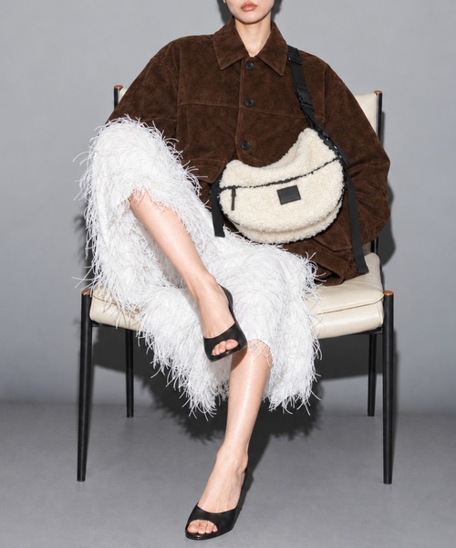beautiful people(ビューティフルピープル)の「【beautiful people/ビューティフルピープル】《STUDIOUS別注カラー》pertex & boa shoulder bag/パーテックス&ボアショルダーバッグ(ショルダーバッグ・レディース・ブラック/アイボリー・FREE)」の22枚目の写真