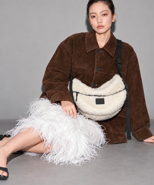 beautiful people(ビューティフルピープル)の「【beautiful people/ビューティフルピープル】《STUDIOUS別注カラー》pertex & boa shoulder bag/パーテックス&ボアショルダーバッグ(ショルダーバッグ・レディース・ブラック/アイボリー・FREE)」の21枚目の写真