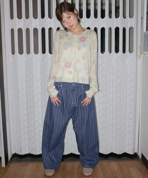 RONRON(ロンロン)の「ストライプデニム バルーンパンツ ミディアムブルー(デニムパンツ・レディース・その他・SMALL/MEDIUM)」の3枚目の写真
