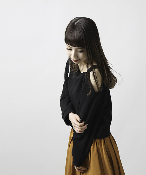 WEGO（ウィゴー）の「WEGO/ワンショルダースウェット（スウェット・レディース・ブラック/オフホワイト・FREE）」の13枚目の写真