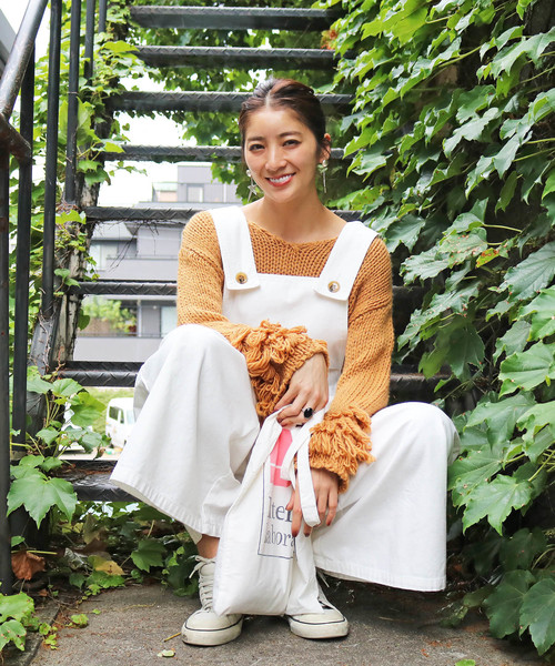 TODAYFUL（トゥデイフル）の「バッククロスサロペット