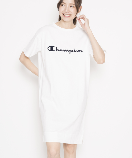 Champion(チャンピオン)の「ウィメンズ ワンピース 18SS 【春夏新作】チャンピオン(ワンピース・レディース・ホワイト/ネイビー・L/M)」の1枚目の写真