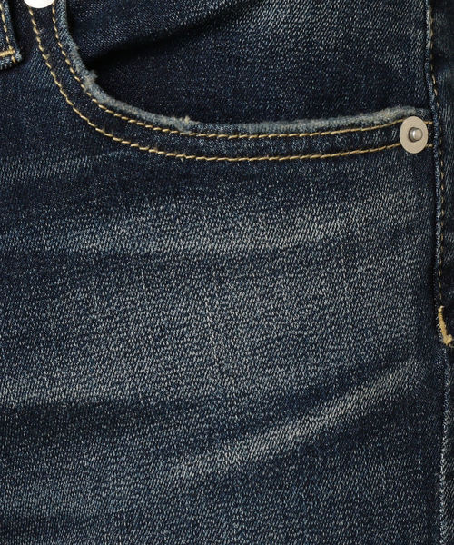 SHIPS(シップス)の「NEOスキニーコーンデニム(デニムパンツ・レディース・ネイビー/ロイヤルブルー・SMALL/MEDIUM/LARGE/X-SMALL)」の4枚目の写真