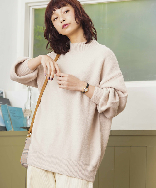 WEGO（ウィゴー）の「WEGO/ハイネックビッグシルエットニット（ニット/セーター・レディース・ホワイト/ブラック/パープル/サックスブルー/イエロー/ライトベージュ・FREE）」の4枚目の写真