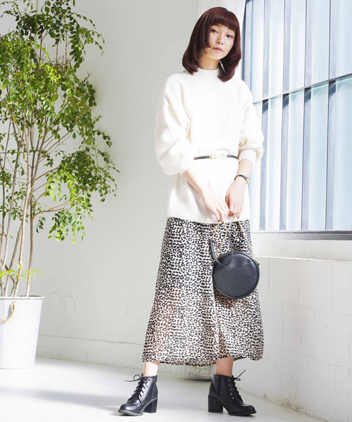 WEGO（ウィゴー）の「WEGO/ハイネックビッグシルエットニット（ニット/セーター・レディース・ホワイト/ブラック/パープル/サックスブルー/イエロー/ライトベージュ・FREE）」の10枚目の写真