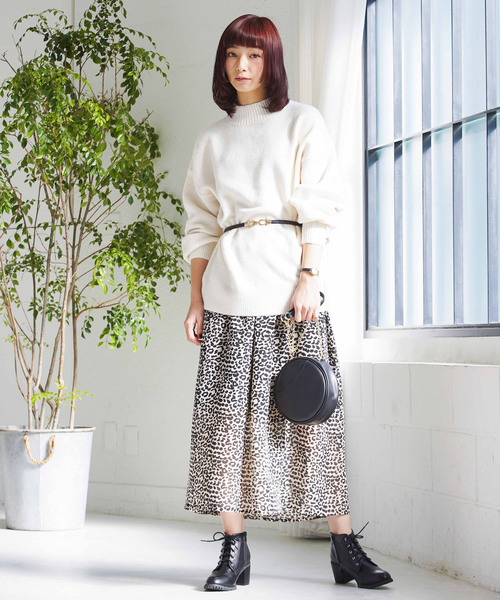 WEGO（ウィゴー）の「WEGO/ハイネックビッグシルエットニット（ニット/セーター・レディース・ホワイト/ブラック/パープル/サックスブルー/イエロー/ライトベージュ・FREE）」の12枚目の写真