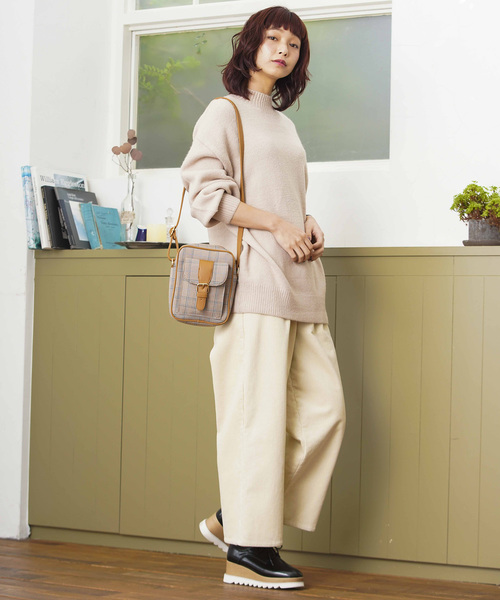 WEGO（ウィゴー）の「WEGO/ハイネックビッグシルエットニット（ニット/セーター・レディース・ホワイト/ブラック/パープル/サックスブルー/イエロー/ライトベージュ・FREE）」の18枚目の写真