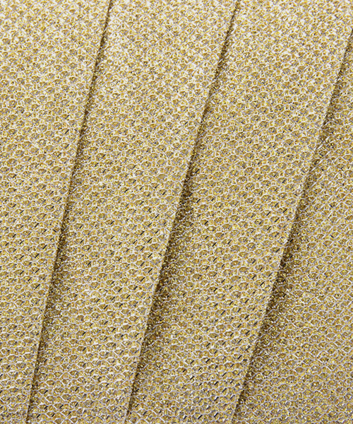 girl（ガール）の「プリーツスクエア型フォルムのクラッチパーティーバッグ 結婚式 パーティー お呼ばれ オケージョン（クラッチバッグ・レディース・ゴールド/ブラック・FREE）」の3枚目の写真