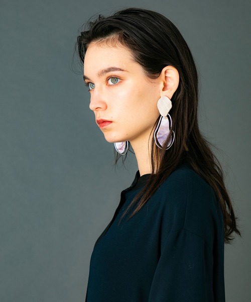 UNITED TOKYO（ユナイテッドトウキョウ）の「マーブルモチーフピアス（ピアス（両耳用）・レディース・マルチ/ブラウン/パープル・1/FREE/0）」の2枚目の写真