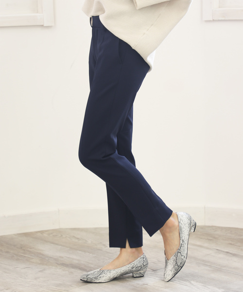 classicalelf(クラシカルエルフ)の「サイドスリット入り無地ストレッチスタンダードテーパードセンタープレスパンツ(フルレングス)(スラックス)」|ネイビー