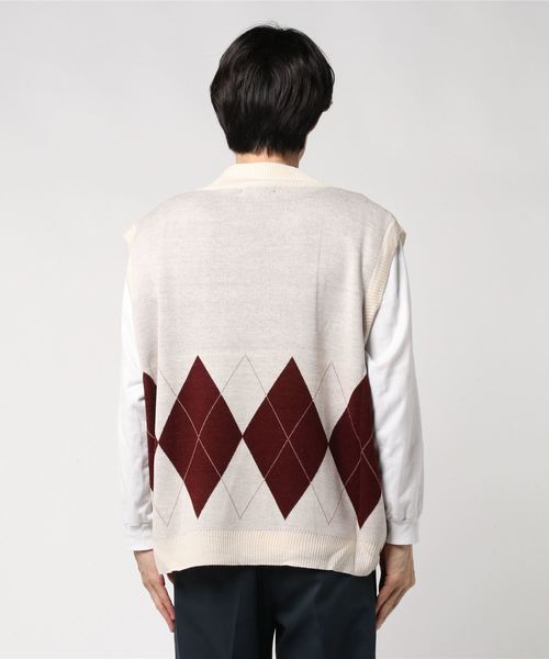 WEGO（ウィゴー）の「WEGO/アーガイルニットベスト（ベスト・メンズ・ホワイト/杢グレー/ブラック・MEDIUM/LARGE）」の5枚目の写真