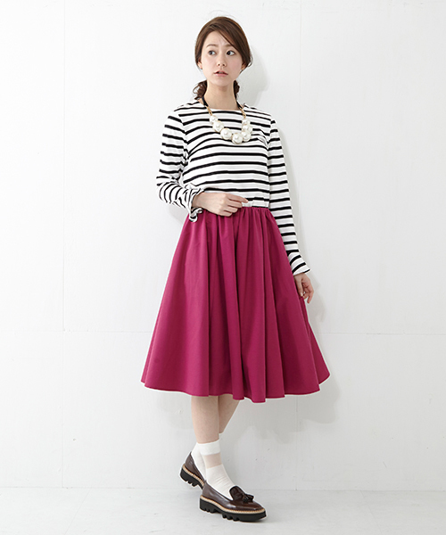 Ray BEAMS（レイビームス）の「Ray BEAMS / ボーダー サーキュラーカフス （Tシャツ/カットソー・レディース・ネイビー/オフホワイト・ONE SIZE）」の6枚目の写真