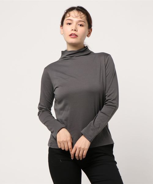 human woman(ヒューマンウーマン)の「エコウォームハイネックカットソー(Tシャツ/カットソー・レディース・ホワイト/グレー系その他・MEDIUM)」の7枚目の写真