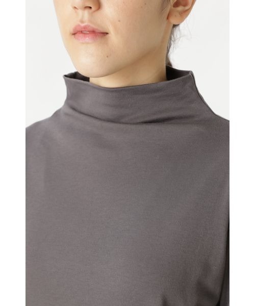 human woman(ヒューマンウーマン)の「エコウォームハイネックカットソー(Tシャツ/カットソー・レディース・ホワイト/グレー系その他・MEDIUM)」の13枚目の写真