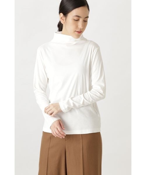human woman(ヒューマンウーマン)の「エコウォームハイネックカットソー(Tシャツ/カットソー・レディース・ホワイト/グレー系その他・MEDIUM)」の4枚目の写真