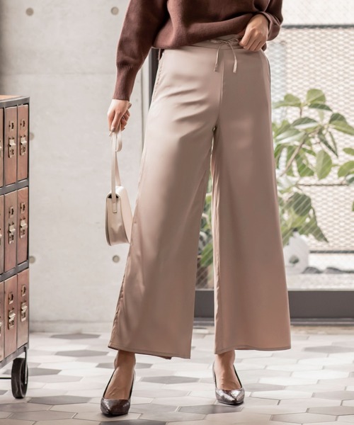 KOBE LETTUCE（コウベレタス）の「サテンイージーパンツ【セットアップOK】（その他パンツ・レディース・ブラウン/ミント/グレイッシュベージュ/チャコール・FREE）」の5枚目の写真