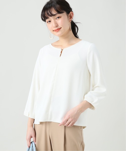 B.C STOCK（ベーセーストック）の「ライトダブルクロスブラウス（シャツ/ブラウス・レディース・ネイビー/ベージュ/ホワイト・FREE）」の2枚目の写真