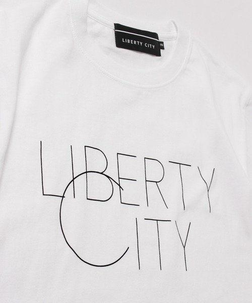 LIBERTY CITY（リバティシティ）の「【LIBERTY CITY/リバティーシティ】 [BIG C] Tシャツ（Tシャツ/カットソー・メンズ・イエロー/ブルー/ブラック/ホワイト・3/2/4）」の12枚目の写真