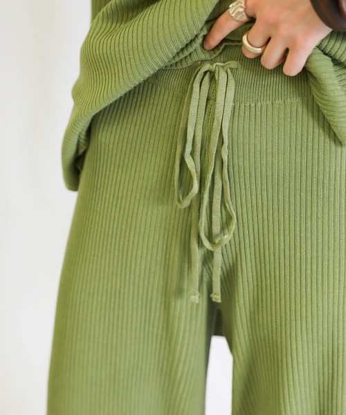 select MOCA（セレクトモカ）の「リブサイド編みセットアップ/ラウンドネックリブトップス＆ウエストゴムワイドパンツ（セットアップ・レディース・ブラック/ライトグリーン/アイボリー・FREE）」の18枚目の写真