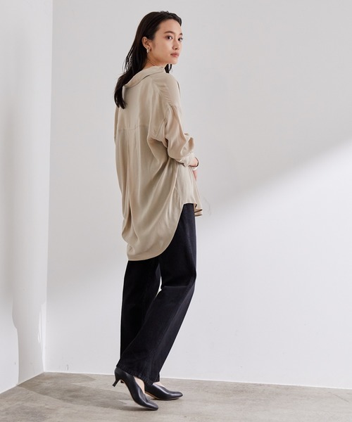 ADAM ET ROPE'（アダムエロペ）の「センターラインシューティー（パンプス・レディース・ブラック/ベージュ・23.5cm/24.5cm/23.0cm/24.0cm）」の19枚目の写真