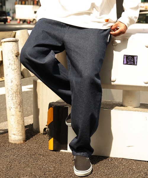 BAYFLOW(ベイフロー)の「WEB限定 デニムシェフパンツ(デニムパンツ・メンズ・ブラック/ネイビー/サックスブルー・MEDIUM/LARGE)」の2枚目の写真